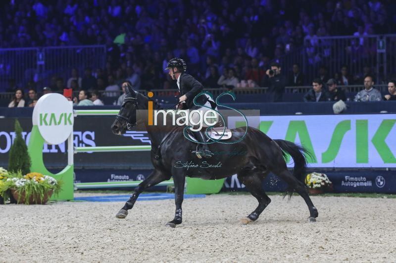 Ehning Marcus (GER) riding Coolio 42_Verona_20241110_SS7_5938.jpg